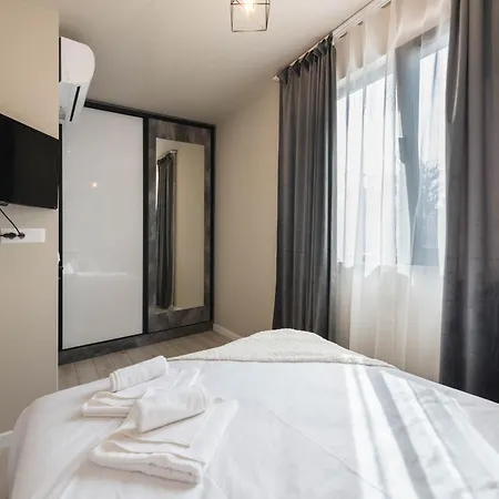 Paradise Sea View Apartment *